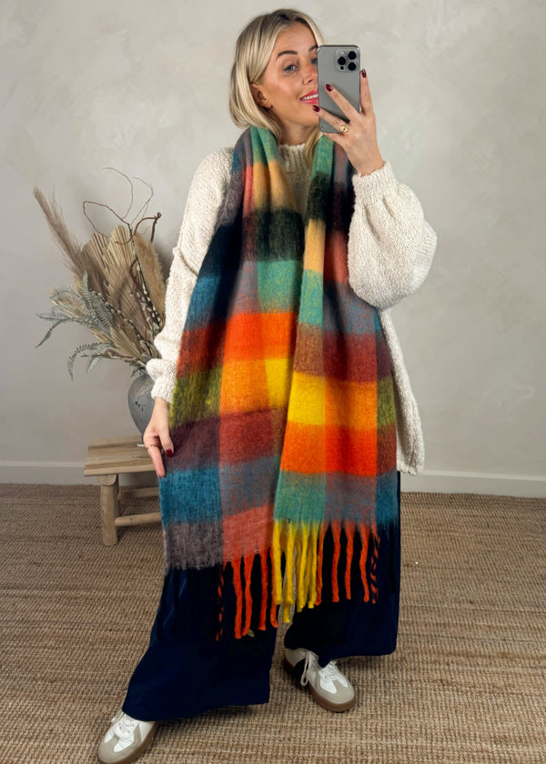 AW24 Chunky scarf-The Style Attic