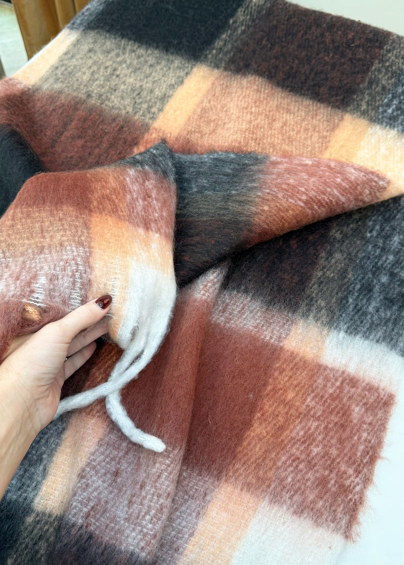 AW25 chunky scarf-The Style Attic