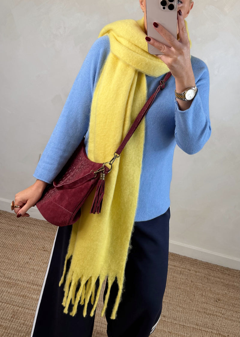 AW25 chunky scarf-The Style Attic