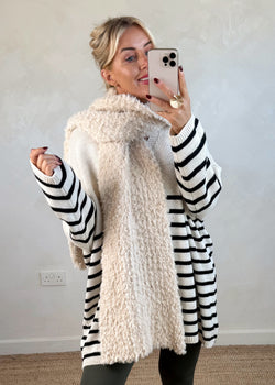 AW25 chunky scarf-The Style Attic