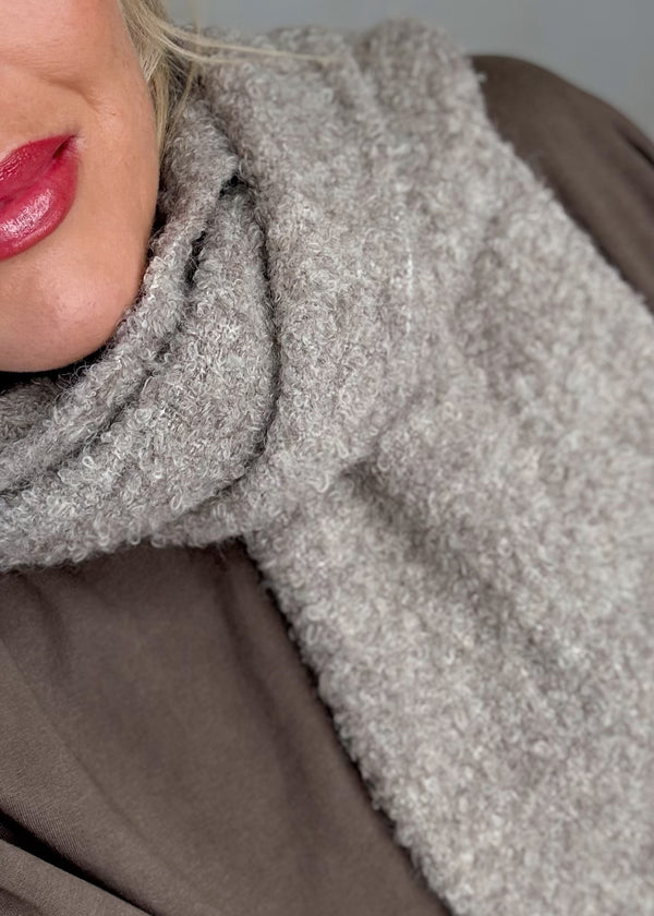 AW25 chunky scarf-The Style Attic