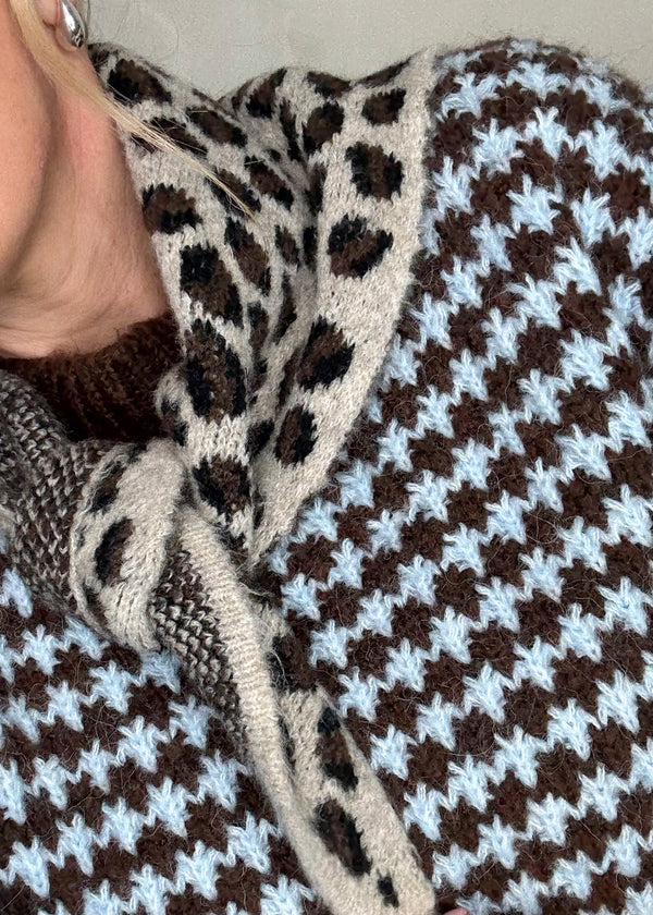 AW25 knitted neck tie - leopard-The Style Attic