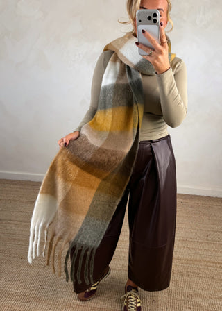 AW26 chunky scarf-The Style Attic