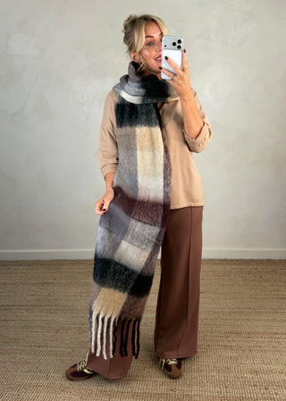 AW26 chunky scarf-The Style Attic