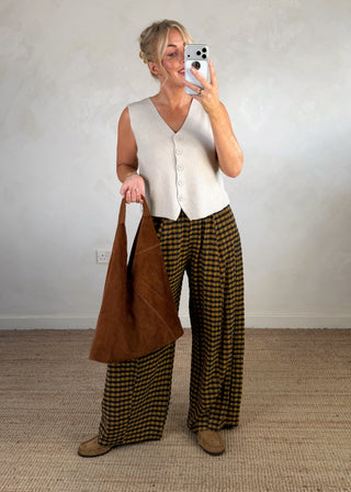 Ally knitted waistcoat - Beige-The Style Attic