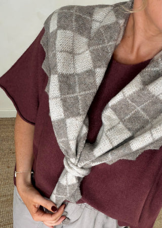 Argyle knitted scarf - Mocha-The Style Attic