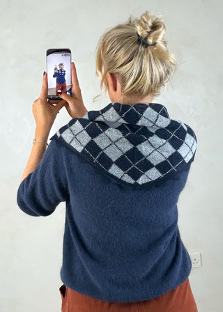 Argyle knitted scarf - Navy-The Style Attic