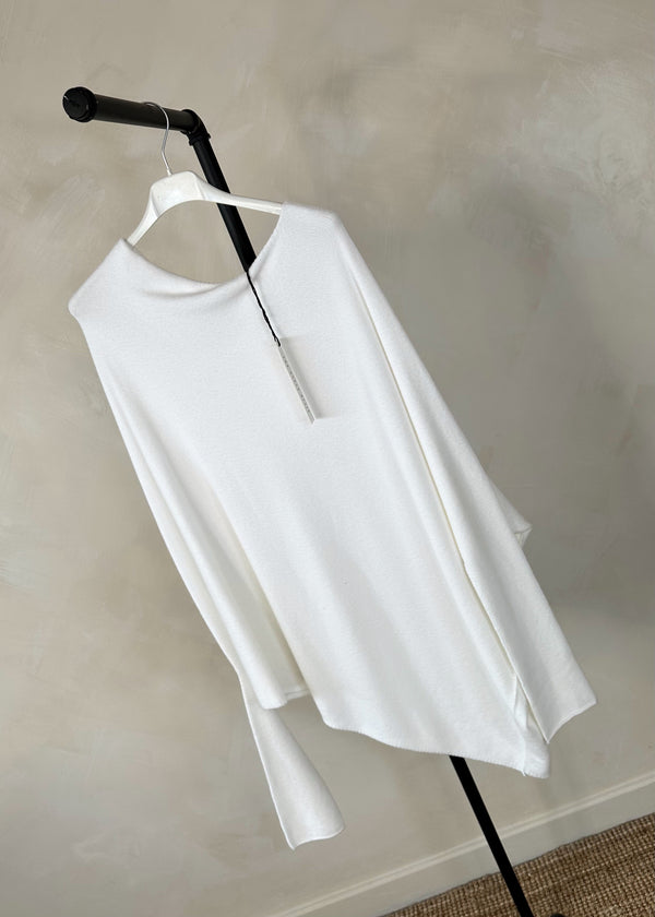 Avery slouch knit - white-The Style Attic