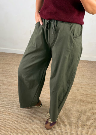 Barrel leg magic pants - Dark khaki-The Style Attic