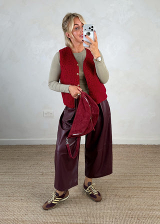 Borg gilet - Berry-The Style Attic