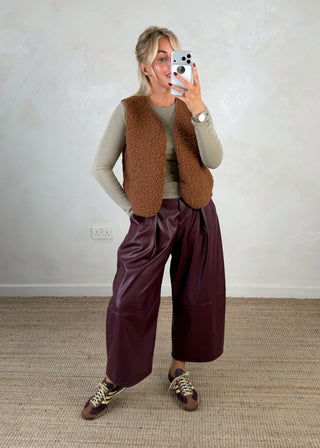 Borg gilet - Cerulean-The Style Attic