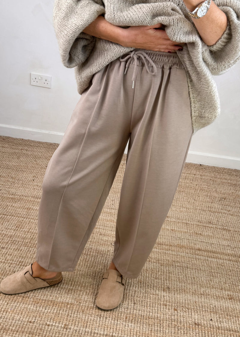 Carrot fit jogger - beige-The Style Attic