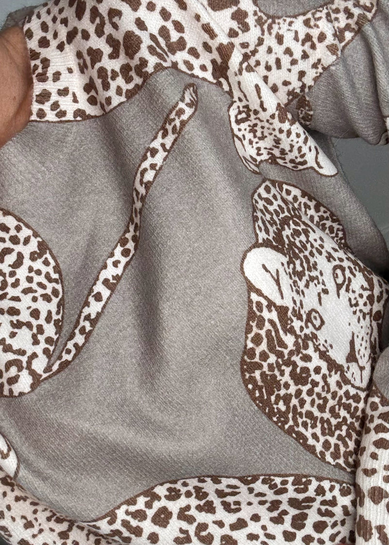 Cheetah knit-The Style Attic