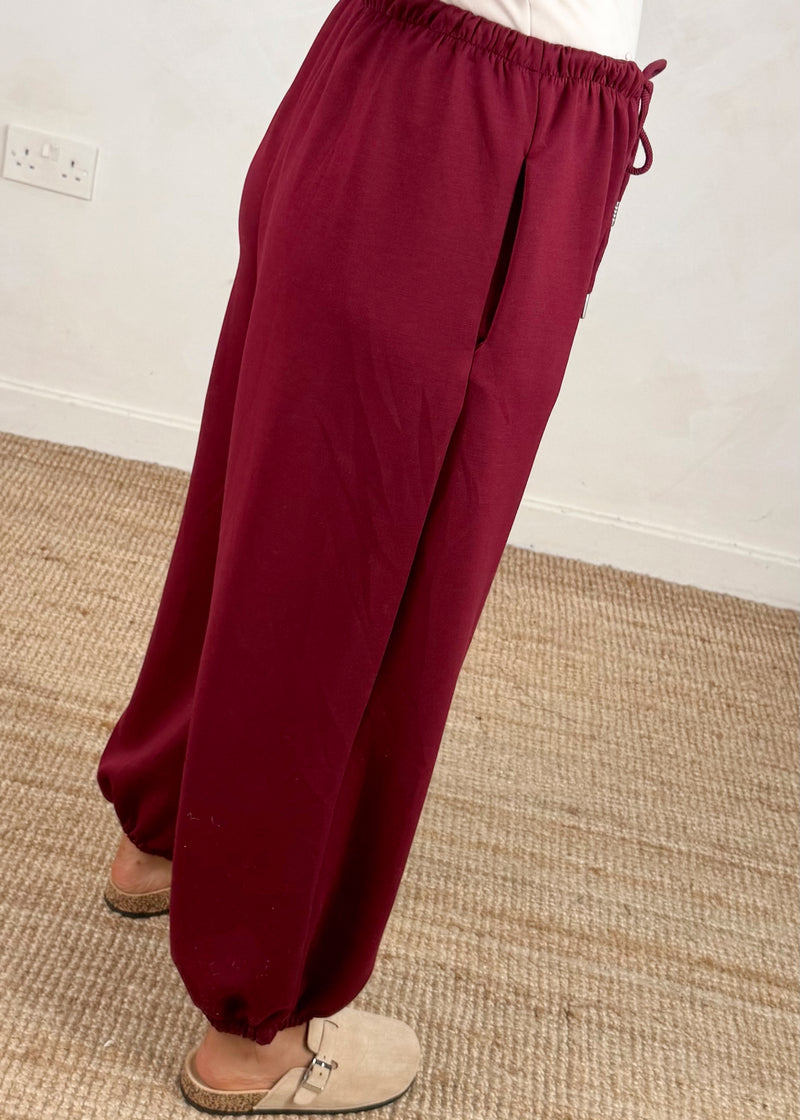 Cocoon jogger - Merlot-The Style Attic