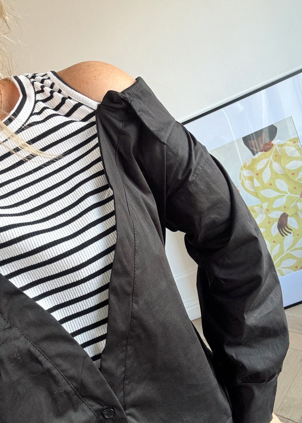 Cold shoulder shirt - black-The Style Attic