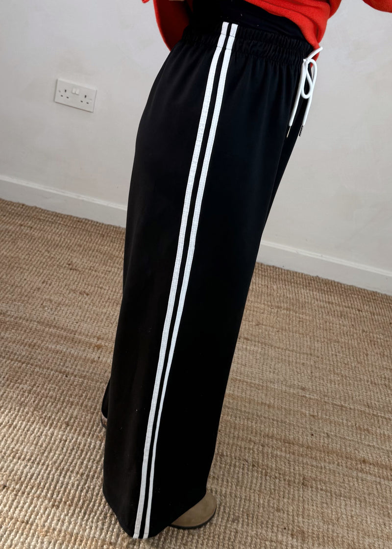 Connie striped jogger - black-The Style Attic