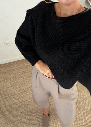 Crossover knit - Black-The Style Attic