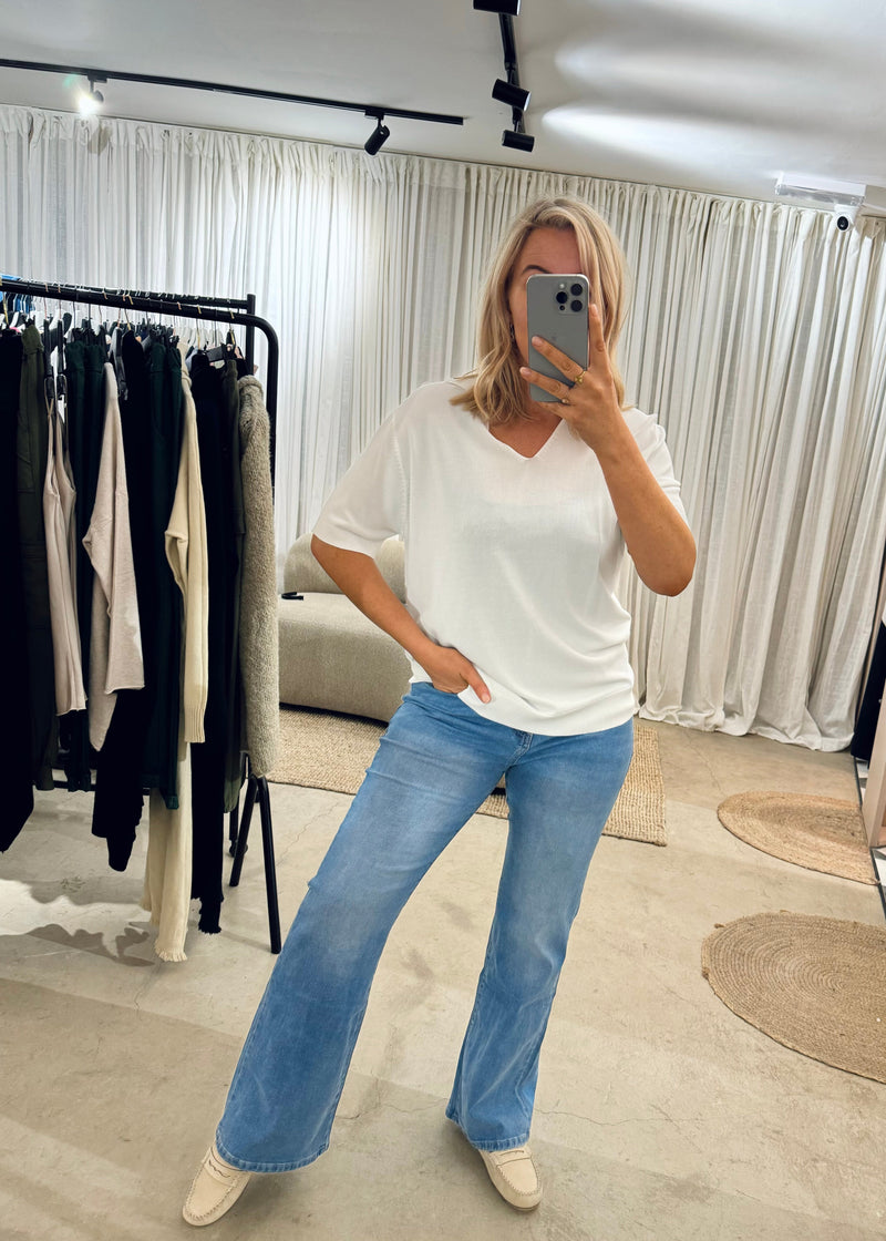 Curve flared leg jeans - light wash-The Style Attic