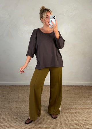 Easy sweater tee - Taupe-The Style Attic