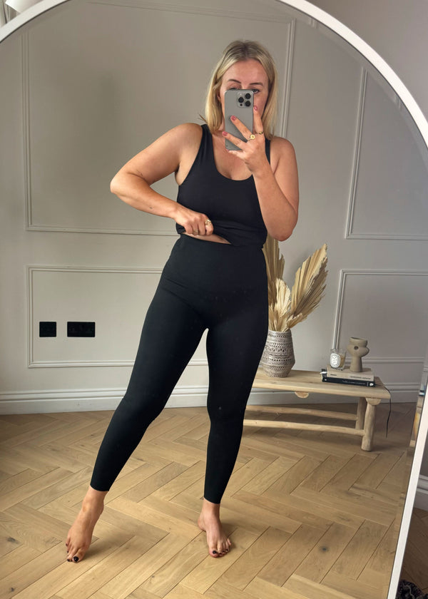 Energy leggings Black to a size 20 The Style Attic