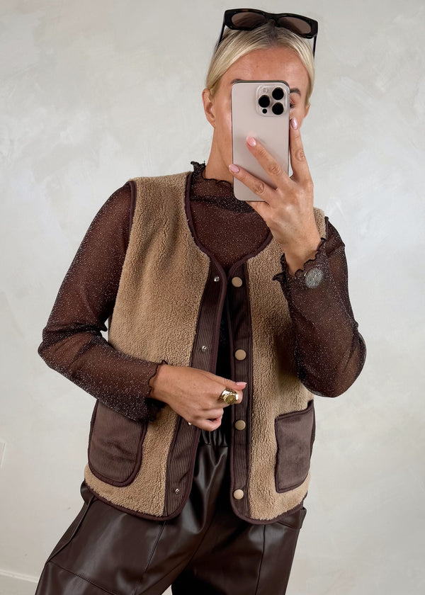 Erica Borg gilet - camel-The Style Attic