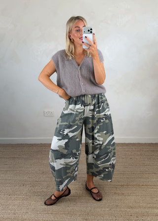 Finn barrel leg trouser - Camo-The Style Attic