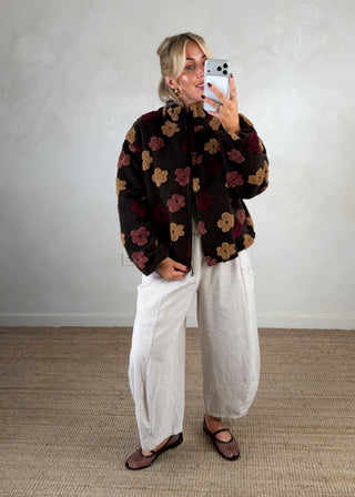 Floral borg fleece - Chocolate-The Style Attic