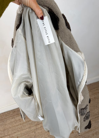 Floral borg fleece - Taupe-The Style Attic