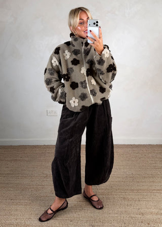 Floral borg fleece - Taupe-The Style Attic