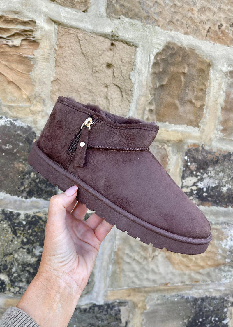 Gabe zip boot - chocolate-The Style Attic