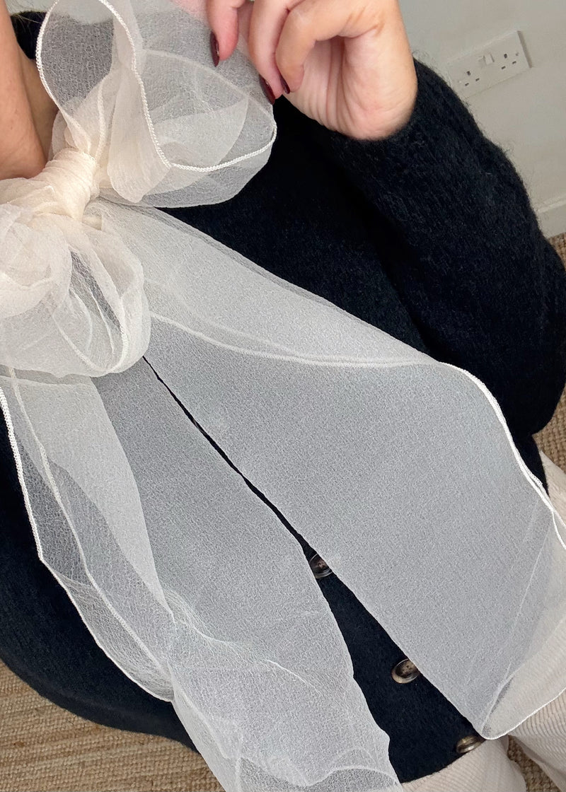 Henry bow knit - black-The Style Attic