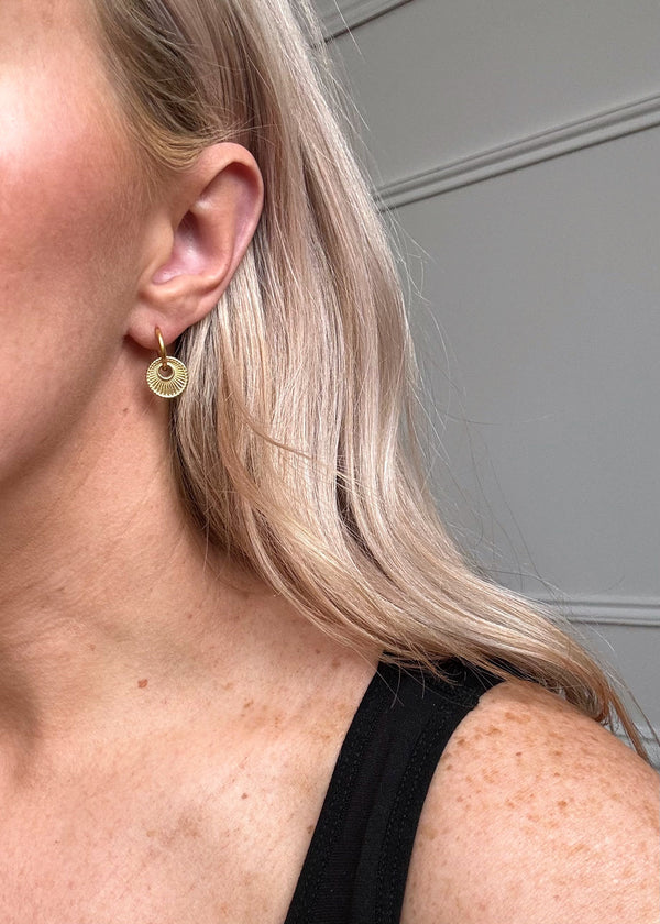 Huggie 2 earrings-The Style Attic