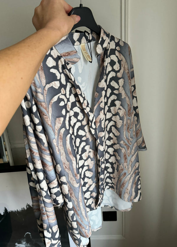 Erica animal print blouse - grey