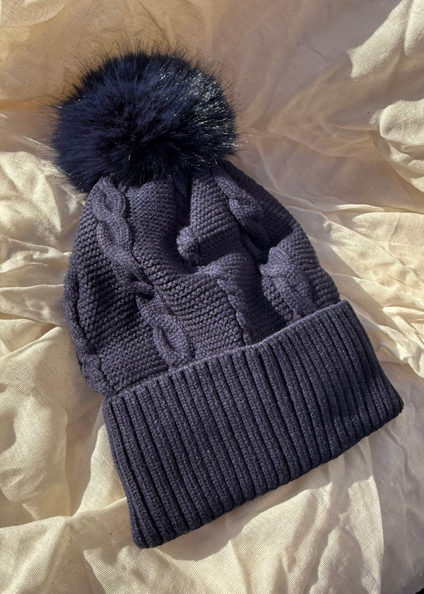 Cable knit Bobble hat - navy