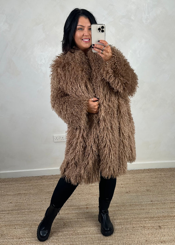 Frolic shaggy coat - black
