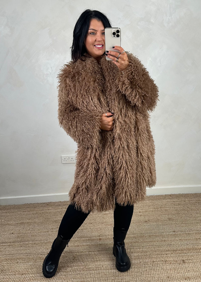 Frolic shaggy coat - black