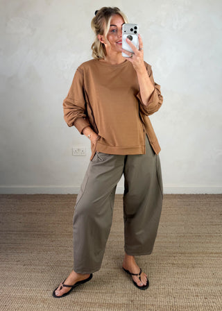 Kady sweater - Camel-The Style Attic