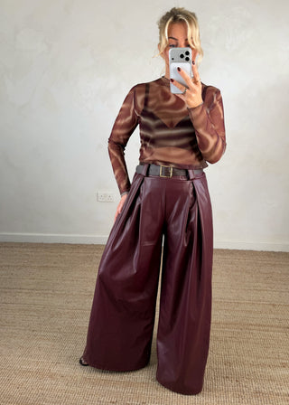 Kelly mesh top - Chocolate-The Style Attic