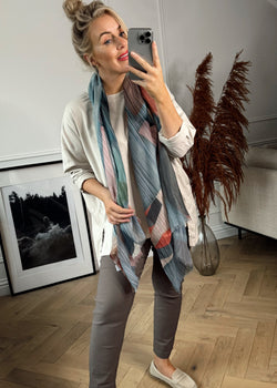 Lightweight scarf-The Style Attic