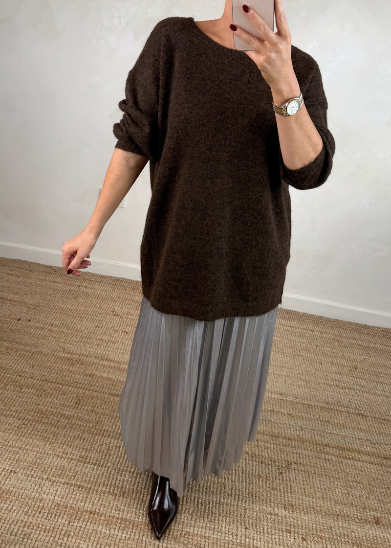 Lulu bow back knit - chocolate-The Style Attic