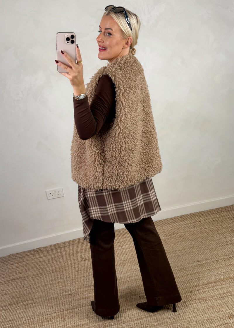 Mila shaggy gilet-The Style Attic