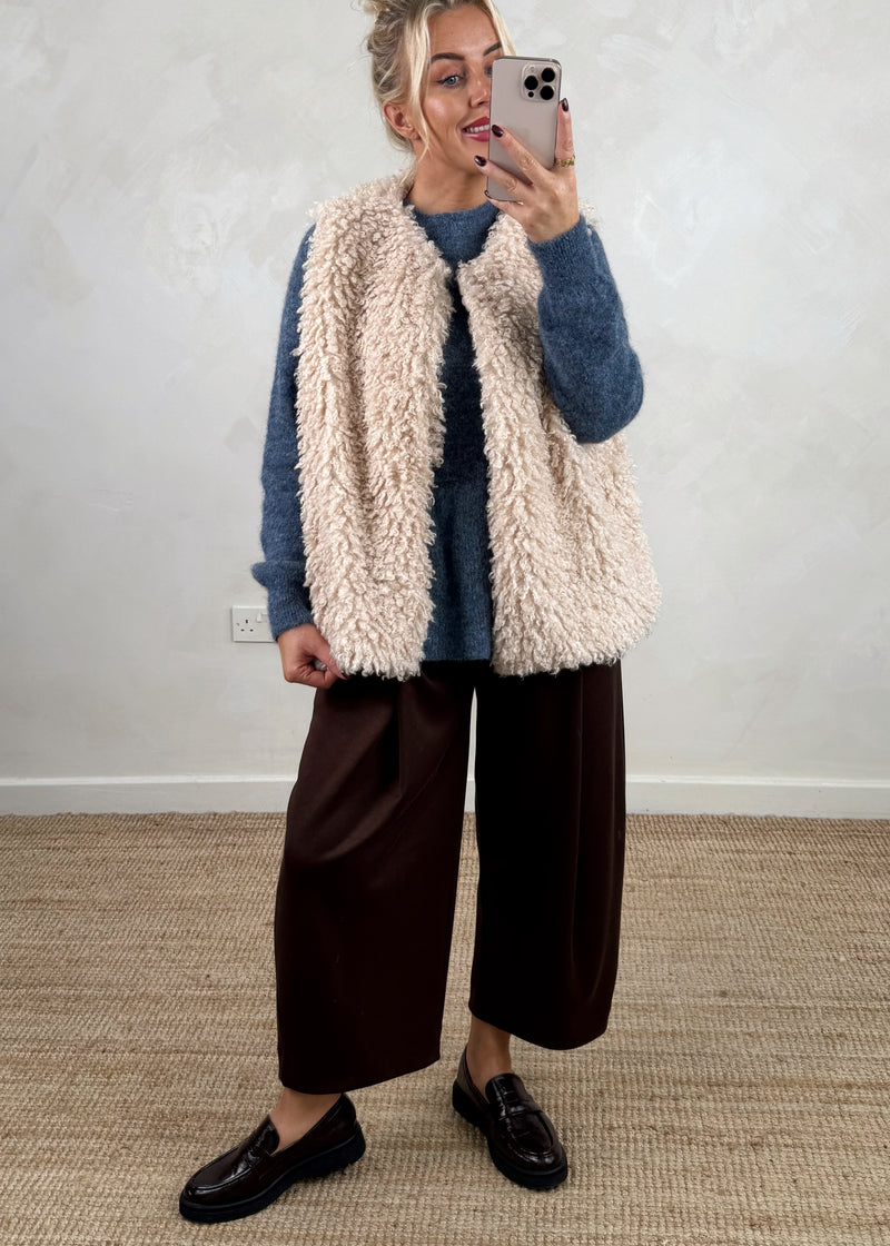 Mila shaggy gilet - cream-The Style Attic