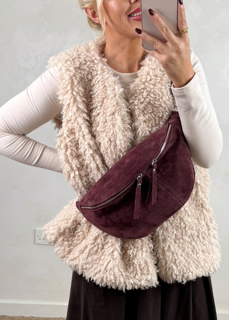 Mila shaggy gilet - cream-The Style Attic