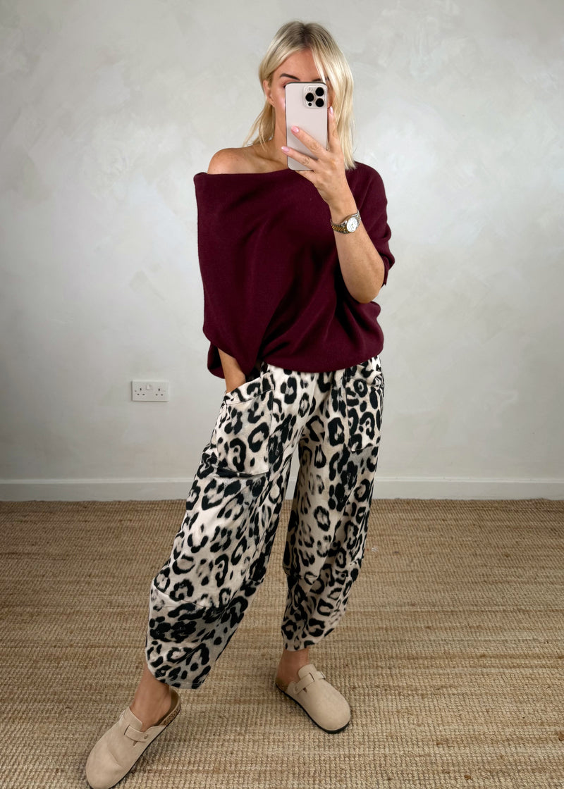 Moda pants - jaguar-The Style Attic