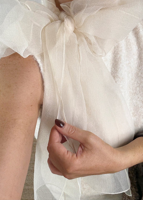 Natasha bow knit - cream-The Style Attic