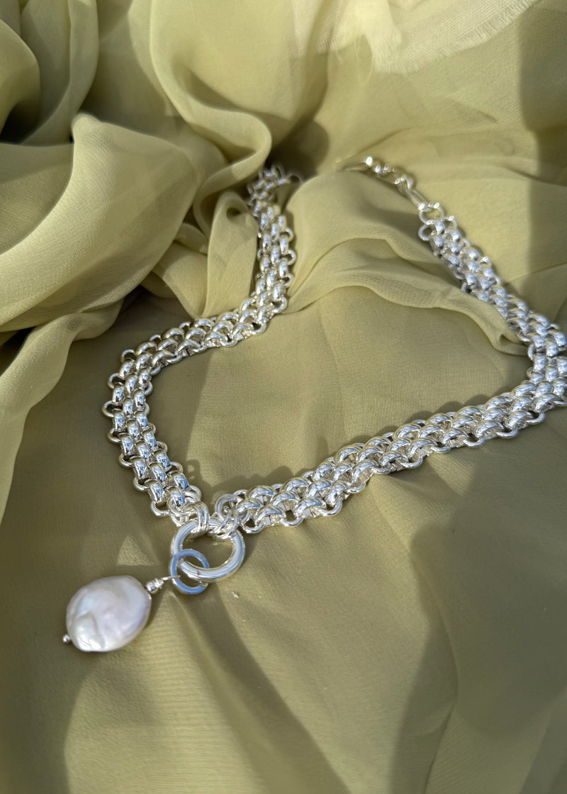 Pearl necklace - silver-The Style Attic