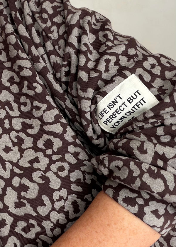 Perfect sweater - Chocolate leopard – The Style Attic