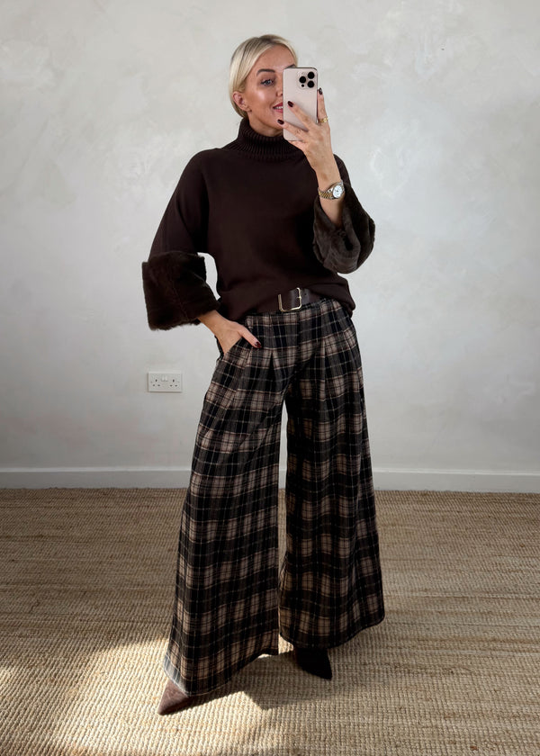 Petra fur trim knit - chocolate-The Style Attic