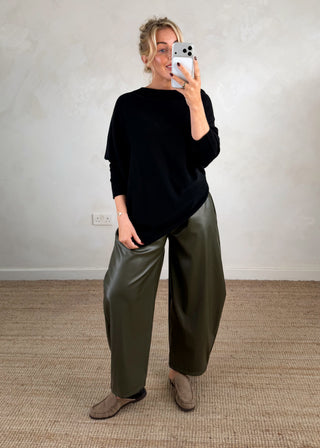 Rebecca slouch knit - Black-The Style Attic