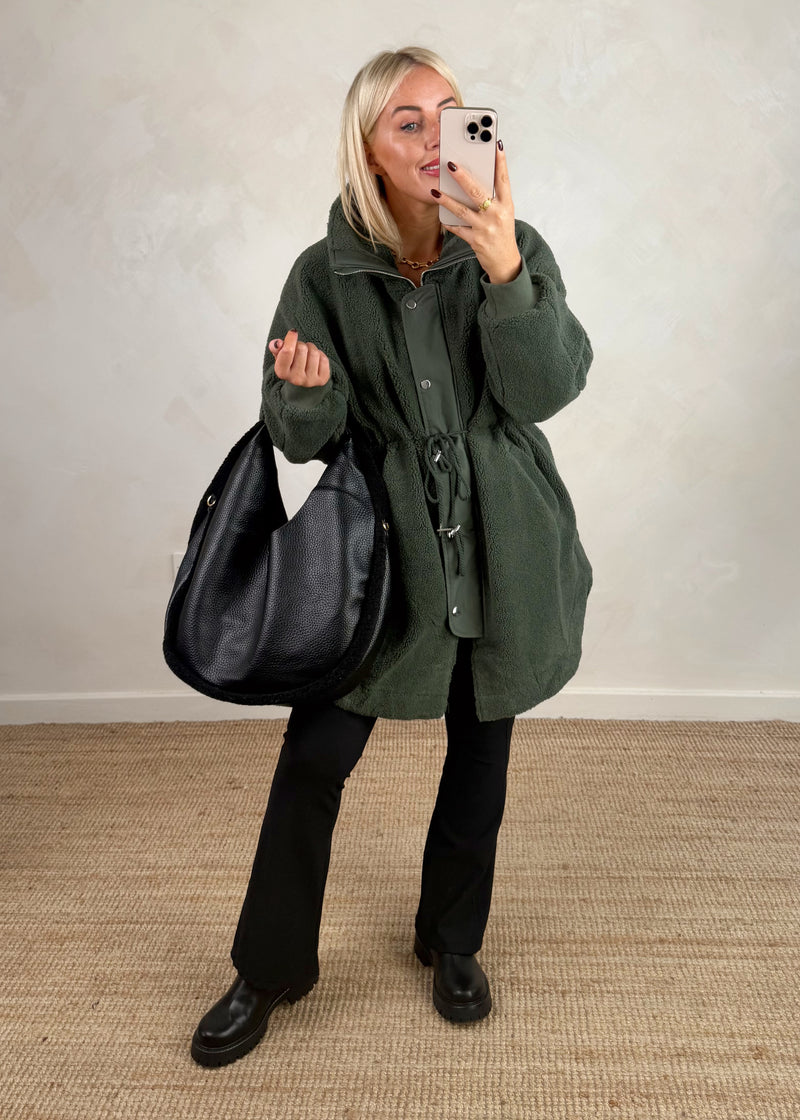 Ribbed kickflare leggings-The Style Attic